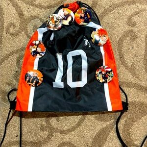 Drawstring anime bag and pins